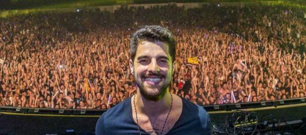 Portal T5 - Alok diz que trata assédio das fãs como 'troca de ... - com.br Portal T5 - Alok diz que trata assédio das fãs como 'troca de ... - com.br