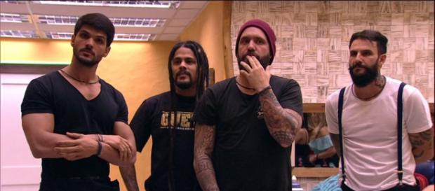 Um dos participantes do BBB18 deve assumir homossexualidade no programa. (Foto Reprodução). Um dos participantes do BBB18 deve assumir homossexualidade no programa. (Foto Reprodução).