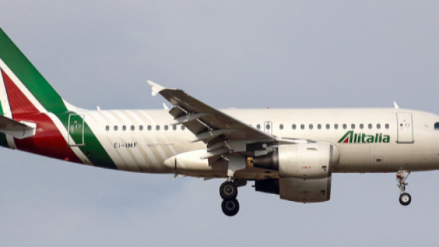 Un aereo della compagnia Alitalia