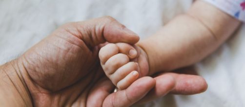 Congé paternité : pourquoi l'allonger est une excellente idée pour ... - terrafemina.com