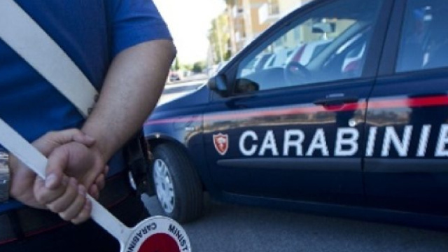 uccide figlia diciannovenne e simula un incidente stradale