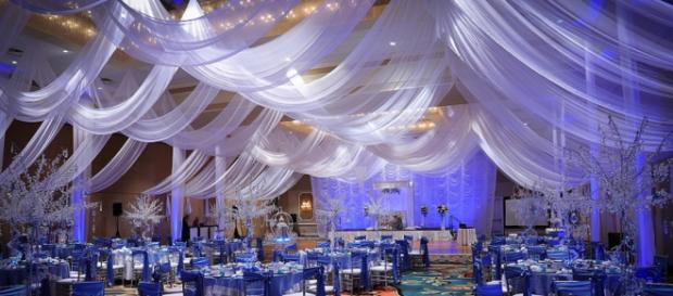 Cuando se trata de bodas, ¿realmente importa el costo? Cuando se trata de bodas, ¿realmente importa el costo?