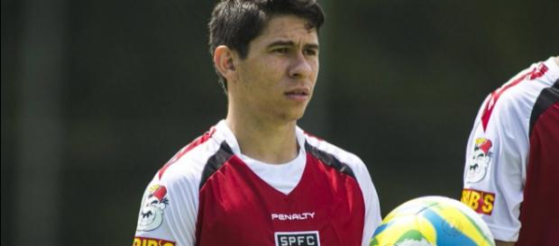 Osvaldo em um treinamento no CT da Barra Funda. (Foto Reprodução). Osvaldo em um treinamento no CT da Barra Funda. (Foto Reprodução).