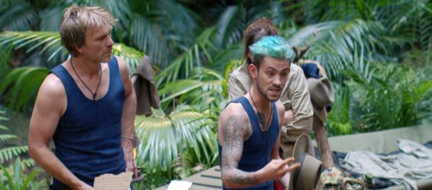 Dschungelcamp: Ansgar Brinkmann und Daniele Negroni fühlen sich ungerecht behandelt - Foto: MG RTL D Dschungelcamp: Ansgar Brinkmann und Daniele Negroni fühlen sich ungerecht behandelt - Foto: MG RTL D