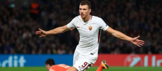 Edin Dzeko puede ir al Chelsea. Edin Dzeko puede ir al Chelsea.