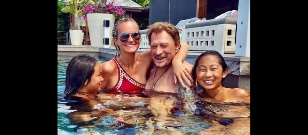 Johnny Hallyday en vacances à Saint-Barthélemy avec sa femme ... - purepeople.com Johnny Hallyday en vacances à Saint-Barthélemy avec sa femme ... - purepeople.com