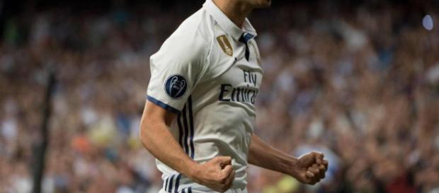 Marco asensio gritando un gol. Marco asensio gritando un gol.