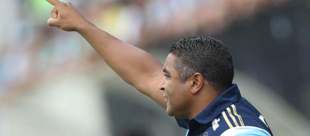 Roger disse que conta com 30 titulares Roger disse que conta com 30 titulares