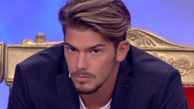 Uomini e Donne anticipazioni 30 gennaio Paolo Crivellin continua a non scegliere