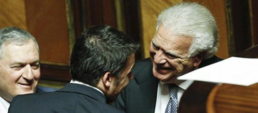 I leader di Ala, Denis Verdini e Vincenzo D'Anna, insieme a Matteo Renzi