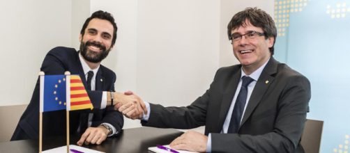 Roger Torrent reunido con Carles Puigdemont en Bélgica.