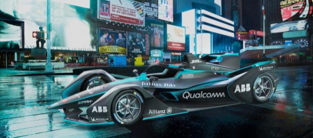 Batman llega a la Fórmula E y trae su Batmovil bajo el brazo Batman llega a la Fórmula E y trae su Batmovil bajo el brazo