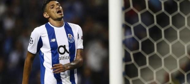 Ça clash entre Soares et Conceição en pleine période des transferts - record.pt Ça clash entre Soares et Conceição en pleine période des transferts - record.pt