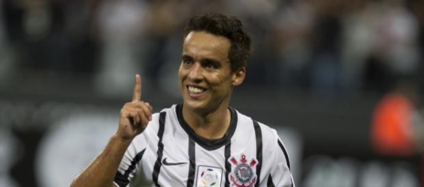 Jadson volta a todo vapor na temporada 2018 pelo Corinthians Jadson volta a todo vapor na temporada 2018 pelo Corinthians