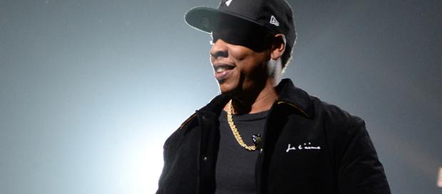 Jay-Z rapero de hip hop compra tenis ZO2. Jay-Z rapero de hip hop compra tenis ZO2.