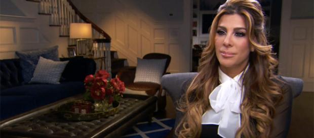 Siggy Flicker anunció a fines de 2017 que se iría de "The Real Housewives of New Jersey". Siggy Flicker anunció a fines de 2017 que se iría de "The Real Housewives of New Jersey".