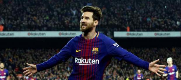 Messi está sempre muito atento às negociações do Barça Messi está sempre muito atento às negociações do Barça
