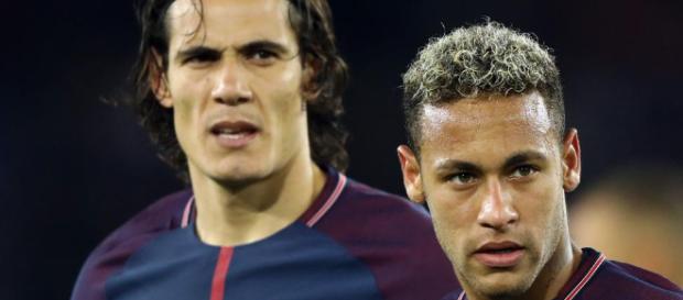 PSG desmiente haber ofrecido a Cavani un millón de euros para ... - com.uy PSG desmiente haber ofrecido a Cavani un millón de euros para ... - com.uy