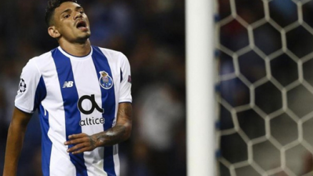 Ça clash entre Soares et Conceição en pleine période des transferts - record.pt