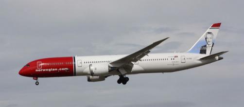 A Norwegian flight with 85 plumbers on board had to turn back due to broken toilets [Image MercerMJ/Wikimedia/CC BY-SA 2.0]
