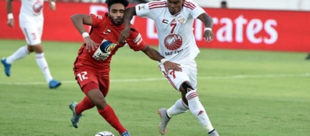 Jogador em atuação pelo Al Sharjah (Foto: Globo Esporte) Jogador em atuação pelo Al Sharjah (Foto: Globo Esporte)