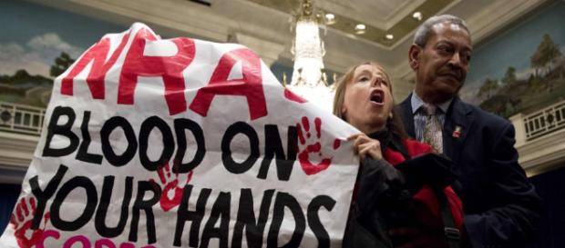 Kritik an US-Waffenlobby NRA - "Paranoide Vision eines noch ... - sueddeutsche.de Kritik an US-Waffenlobby NRA - "Paranoide Vision eines noch ... - sueddeutsche.de