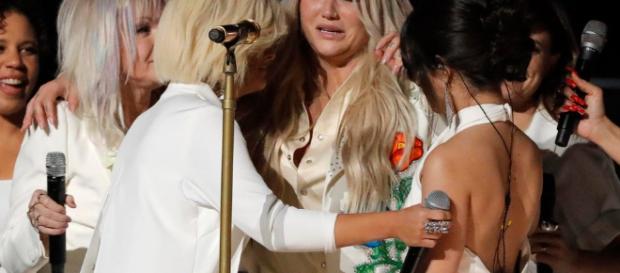 La denuncia de abuso sexual de la artista Kesha contra su ... - laprensagrafica.com La denuncia de abuso sexual de la artista Kesha contra su ... - laprensagrafica.com