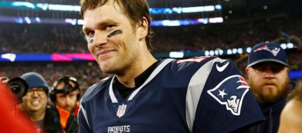 Los Patriots entrenan y Tom Brady cuida al máximo su mano derecha ... - eurosport.com Los Patriots entrenan y Tom Brady cuida al máximo su mano derecha ... - eurosport.com