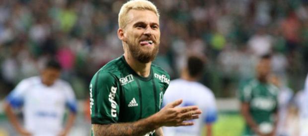 Lucas Lima era uno de los que criticaba su actual equipo, Palmeiras Lucas Lima era uno de los que criticaba su actual equipo, Palmeiras