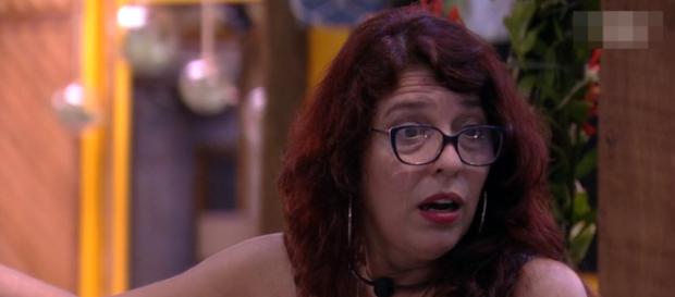 Mara é primeira eliminada do reality. Mara é primeira eliminada do reality.