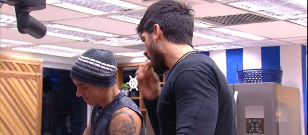 Os momentos estão aquecendo muito Os momentos estão aquecendo muito