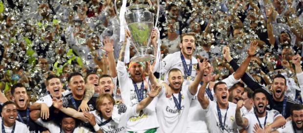 Real Madrid celebrated his victory in the final against Juventus. THE MASTERMIND - themastermindsite.com Real Madrid celebrated his victory in the final against Juventus. THE MASTERMIND - themastermindsite.com