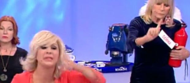 Uomini e Donne, puntata 11 gennaio 2017: Gemma attacca sia Giorgio ... - si24.it Uomini e Donne, puntata 11 gennaio 2017: Gemma attacca sia Giorgio ... - si24.it