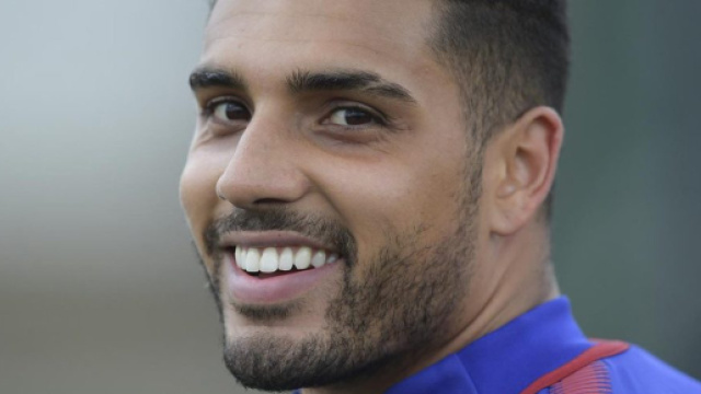 Emerson Palmieri set to fly to London to seal Chelsea move ... - footballflakes.com