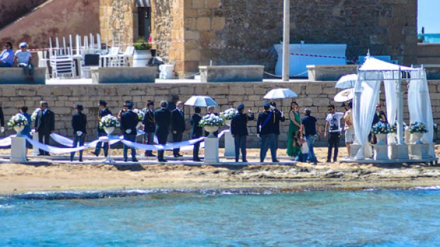 Montalbano si sposa: il ciak più romantico sulla “sua” spiaggia ... - santacroceweb.com