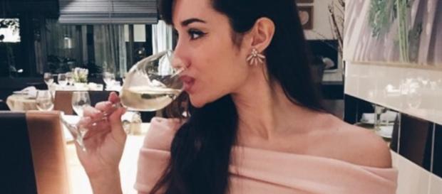 Adara y Hugo; su primera cita romántica y declaración en público Adara y Hugo; su primera cita romántica y declaración en público