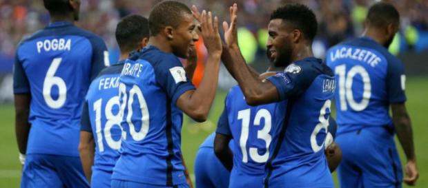 Equipe de France de foot : ces jeunes Bleus qui valent de l'or ... - leparisien.fr Equipe de France de foot : ces jeunes Bleus qui valent de l'or ... - leparisien.fr