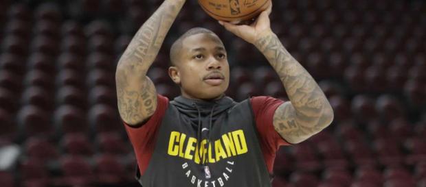 Isaiah Thomas juega un debut ganador en los Cavaliers y Twitter explota. Isaiah Thomas juega un debut ganador en los Cavaliers y Twitter explota.
