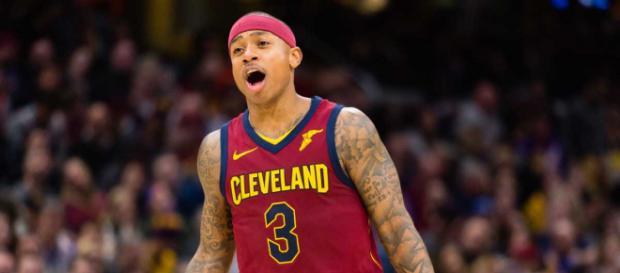 Isaiah Thomas no debutará contra los Celtics, los fanáticos decepcionados Isaiah Thomas no debutará contra los Celtics, los fanáticos decepcionados