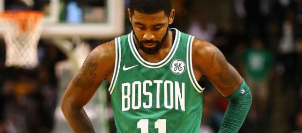 Kyrie Irving es una super estrella de la NBA Kyrie Irving es una super estrella de la NBA