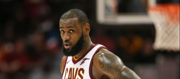 LeBron James habla sobre su futuro LeBron James habla sobre su futuro