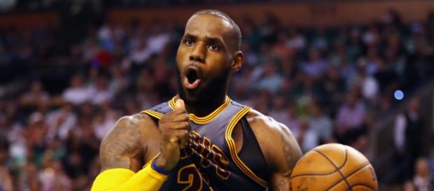 NBA: LeBron James no se comprometerá a quedarse con los Cavaliers NBA: LeBron James no se comprometerá a quedarse con los Cavaliers
