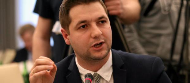 Patryk Jaki ostro wygarnął eurokratom po skandalicznym potraktowaniu Polski (foto: dziennik.pl) Patryk Jaki ostro wygarnął eurokratom po skandalicznym potraktowaniu Polski (foto: dziennik.pl)