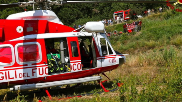 Calabria, si suicida impiccandosi ad un albero. (foto di repertorio)