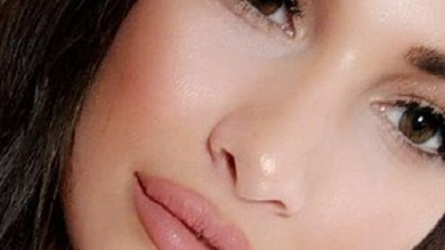 La giovane pornostar Olivia Nova, scomparsa a soli 20 anni