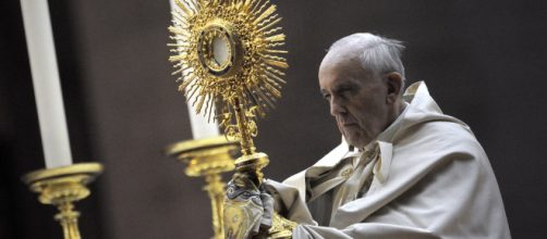 Vittima di abusi critica Papa Francesco