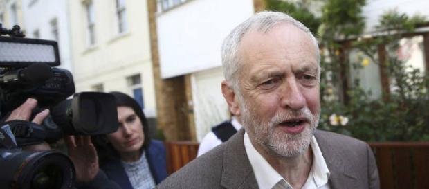 Corbyn se aferra al liderazgo... - Internacional | EL UNIVERSAL - eluniversal.com Corbyn se aferra al liderazgo... - Internacional | EL UNIVERSAL - eluniversal.com