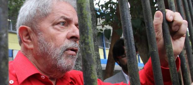 Ex-presidente Lula terá o futuro político decidido no próximo dia 24 de janeiro. (Foto Reprodução). Ex-presidente Lula terá o futuro político decidido no próximo dia 24 de janeiro. (Foto Reprodução).