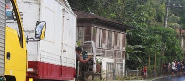 Edgar Chatto, dice que la provincia "no se ve muy afectada" por la Depresión Tropical de Agatón Edgar Chatto, dice que la provincia "no se ve muy afectada" por la Depresión Tropical de Agatón