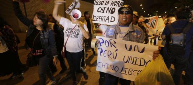 En Fotos: Protestas y celebración en las calles de Perú por el ... - univision.com En Fotos: Protestas y celebración en las calles de Perú por el ... - univision.com